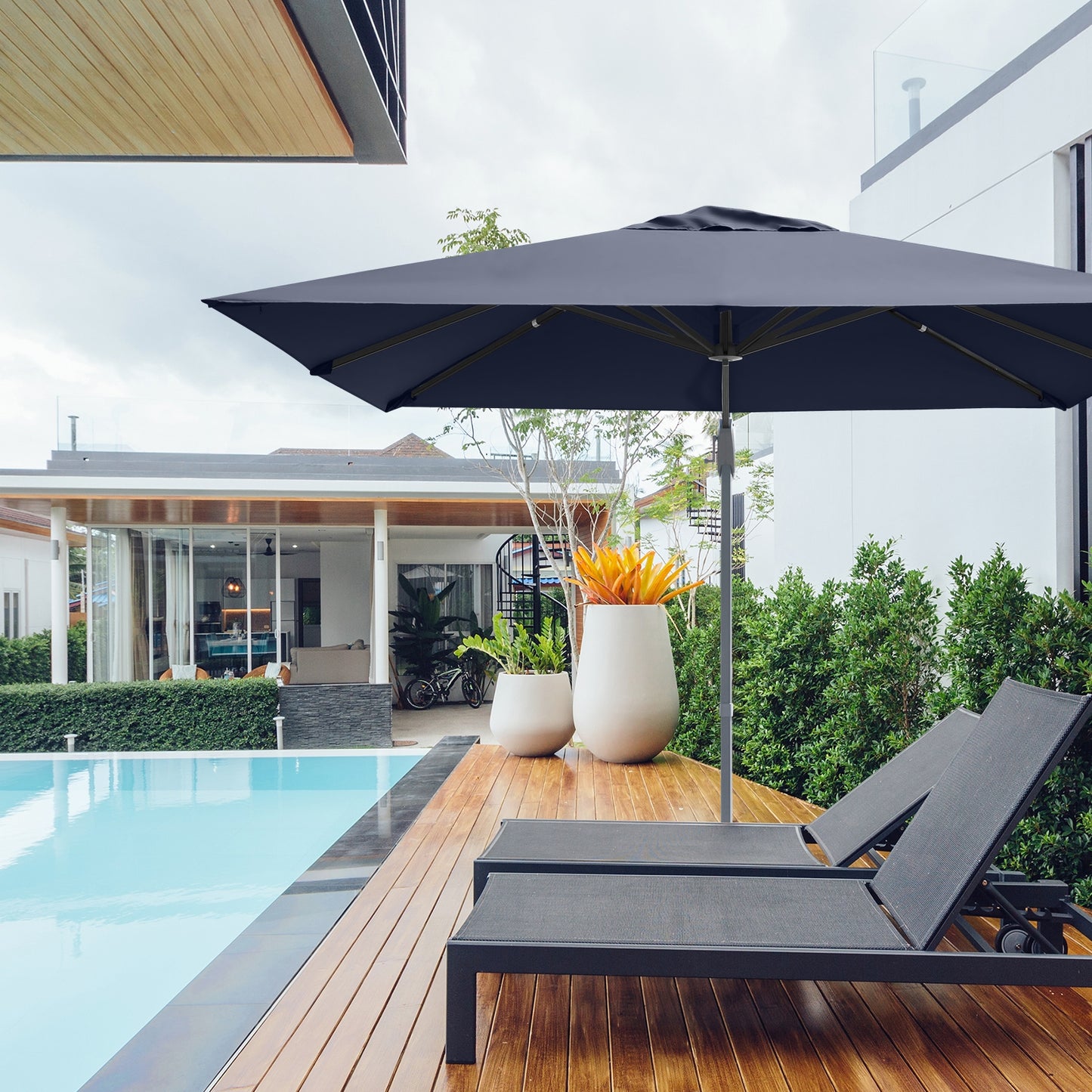 10 x 10 Feet Patio Offset Cantilever Umbrella with Aluminum 360-degree Rotation Tilt-Navy