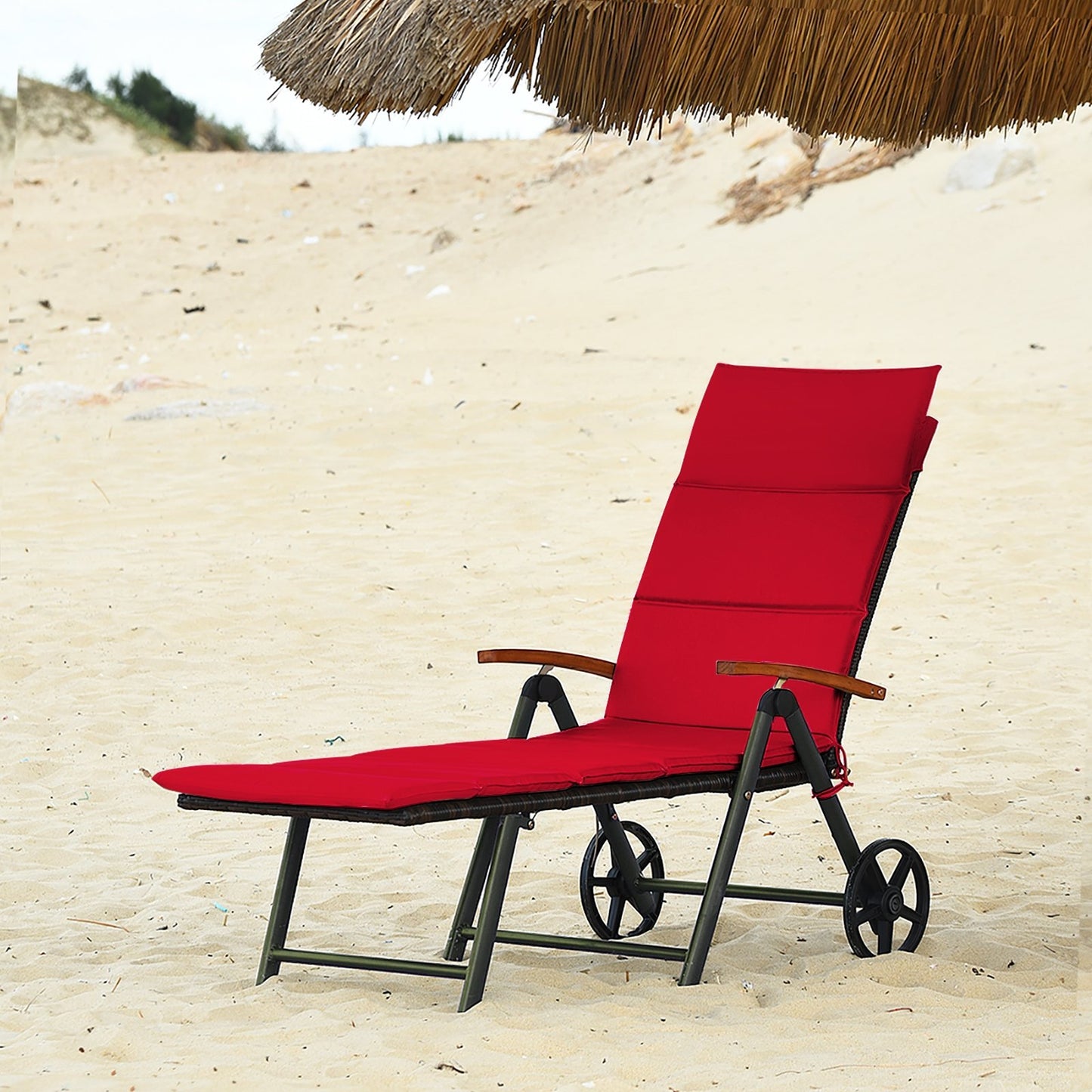 Outdoor Chaise Lounge Chair Rattan Lounger Recliner Chair-Beige