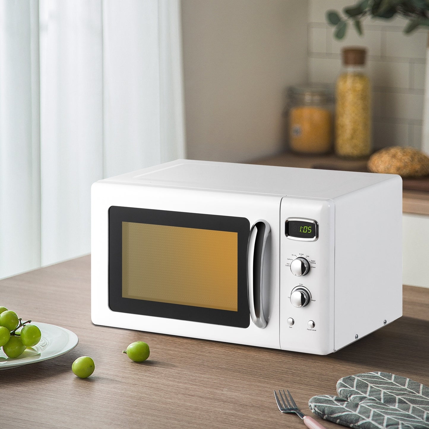 0.9 Cu.ft Retro Countertop Compact Microwave Oven-Green