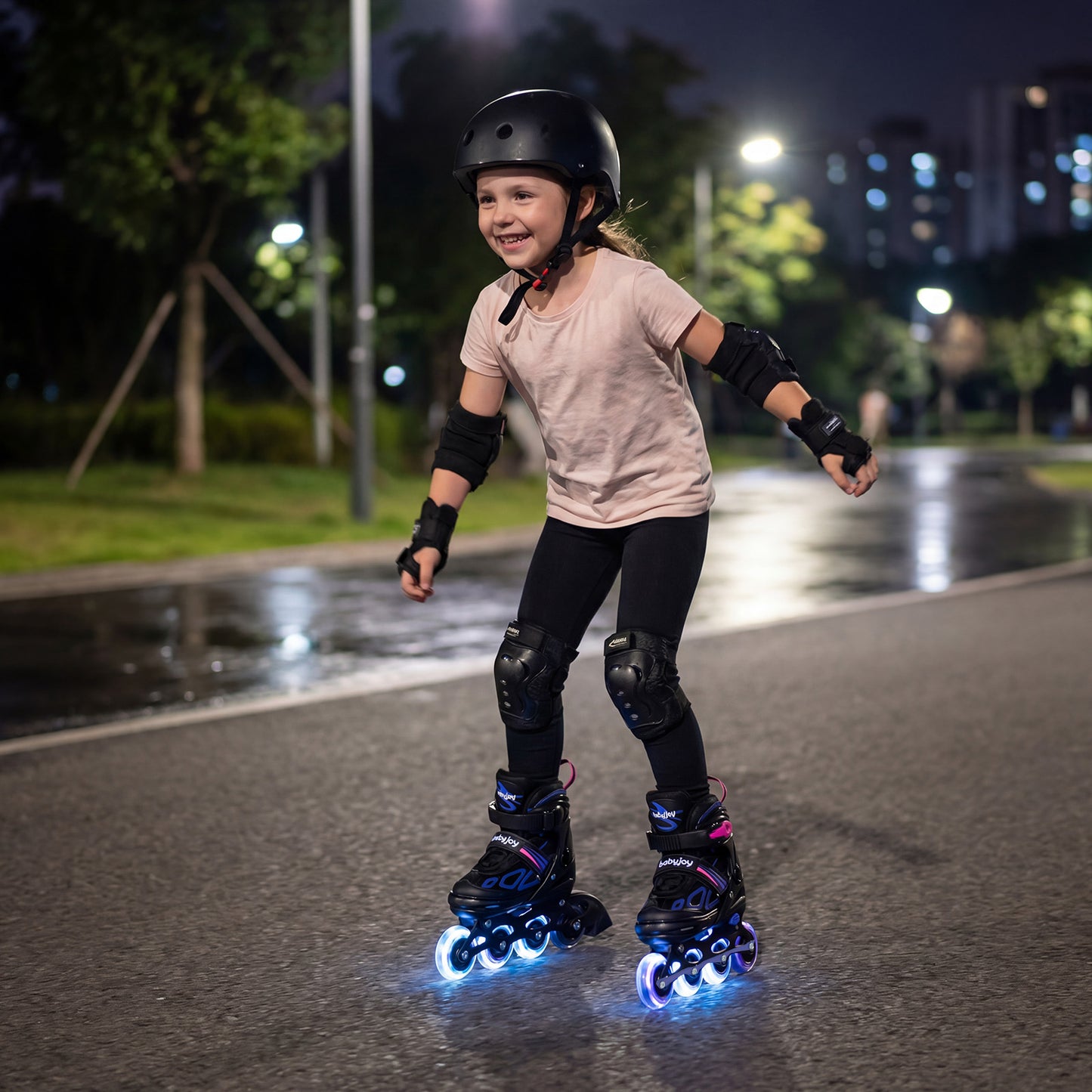 4 Sizes Adjustable Blade Roller with Light-up Wheels for Youth-Black