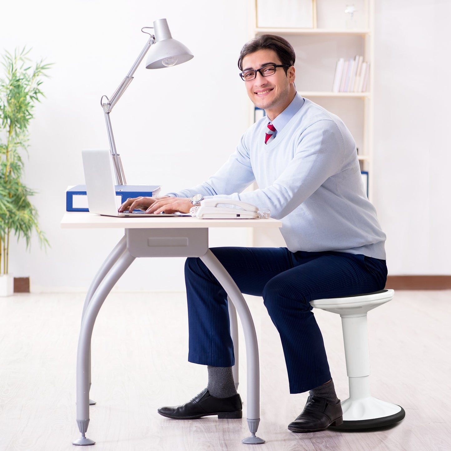 Adjustable Active Learning Stool Sitting Home Office Wobble Chair with Cushion Seat -Black