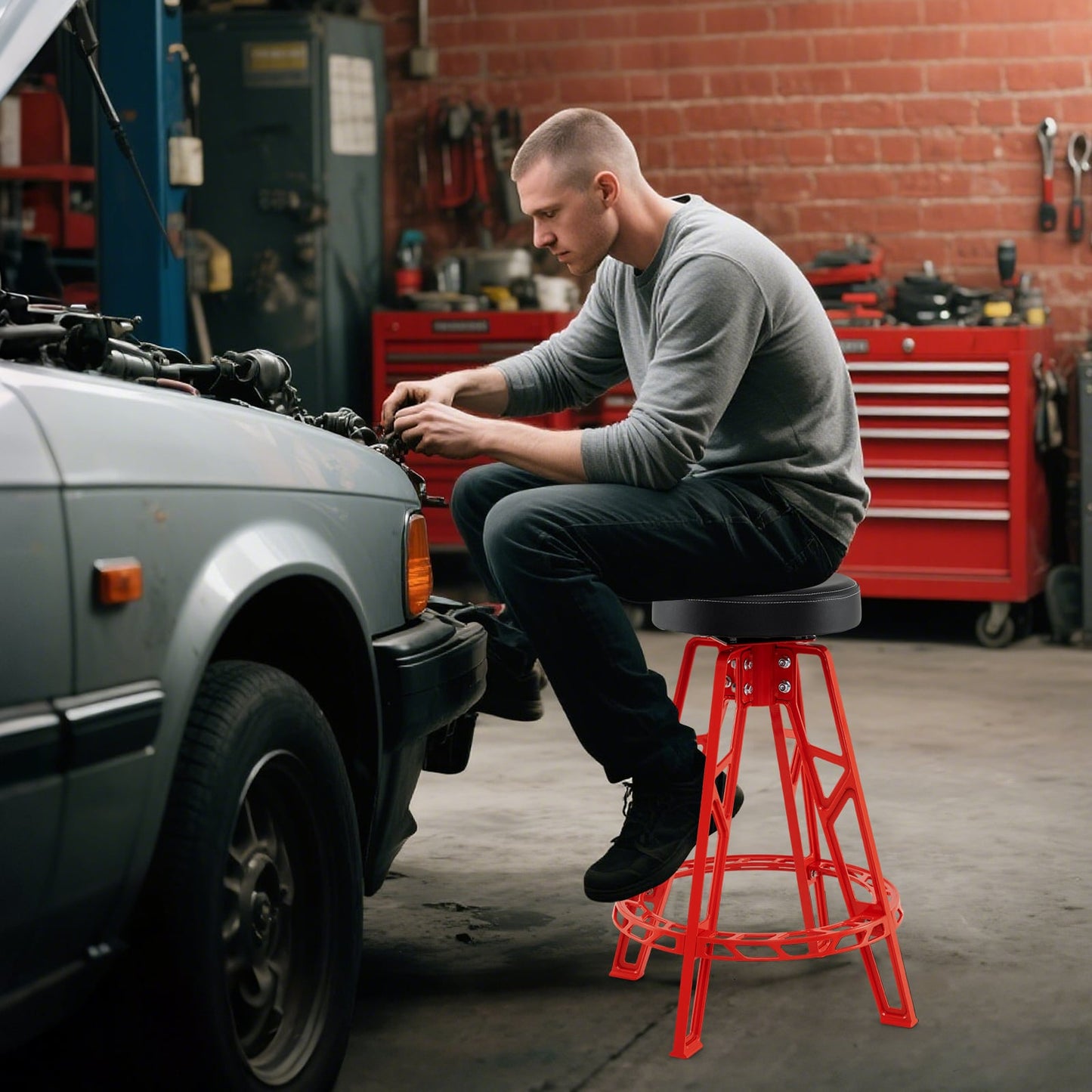Heavy-Duty Aluminum Garage Bar Chair with 360° Swiveling Seat-RE