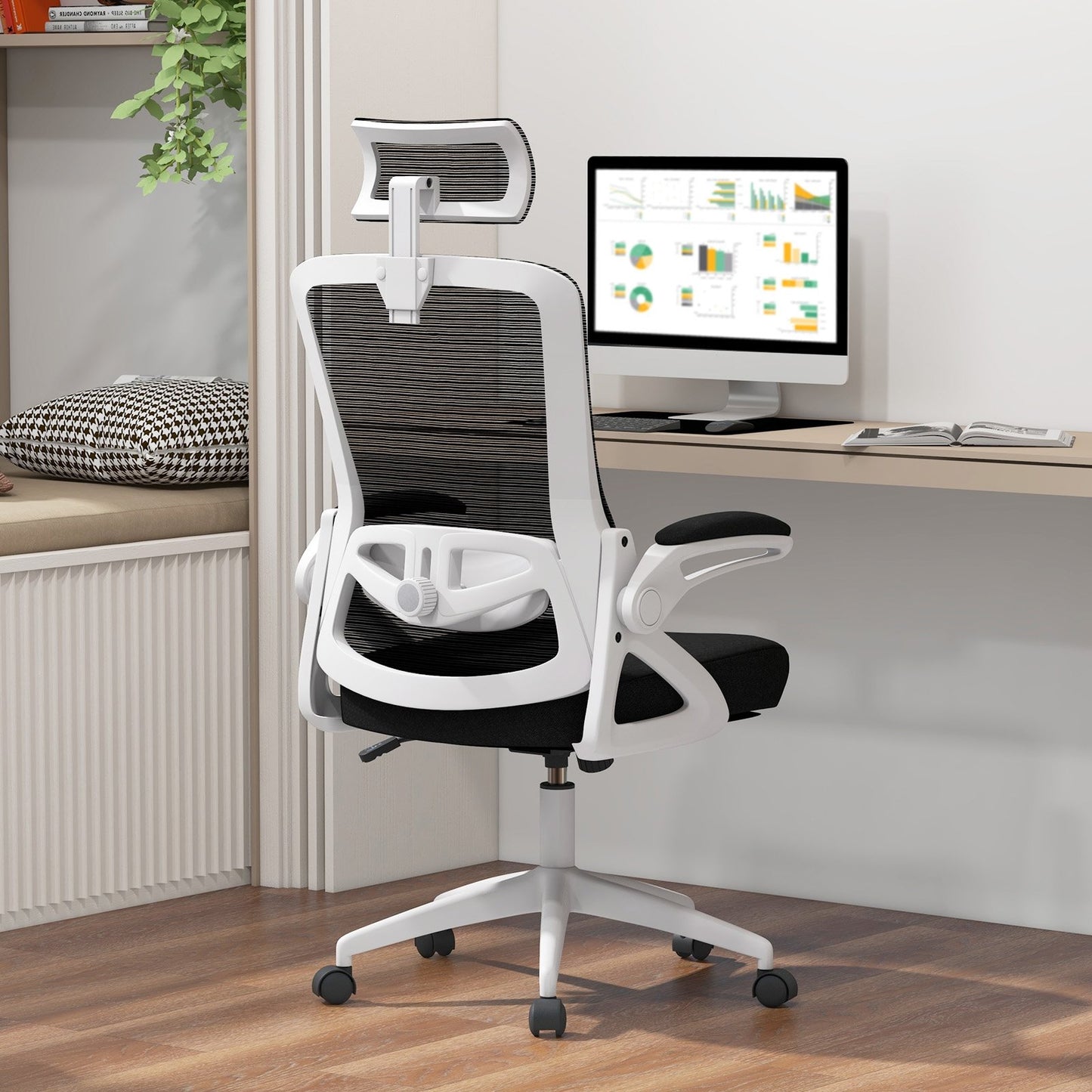 Adjustable Swivel Task Chair Ergonomic Office Chair with Adjustable Lumbar Support-Black