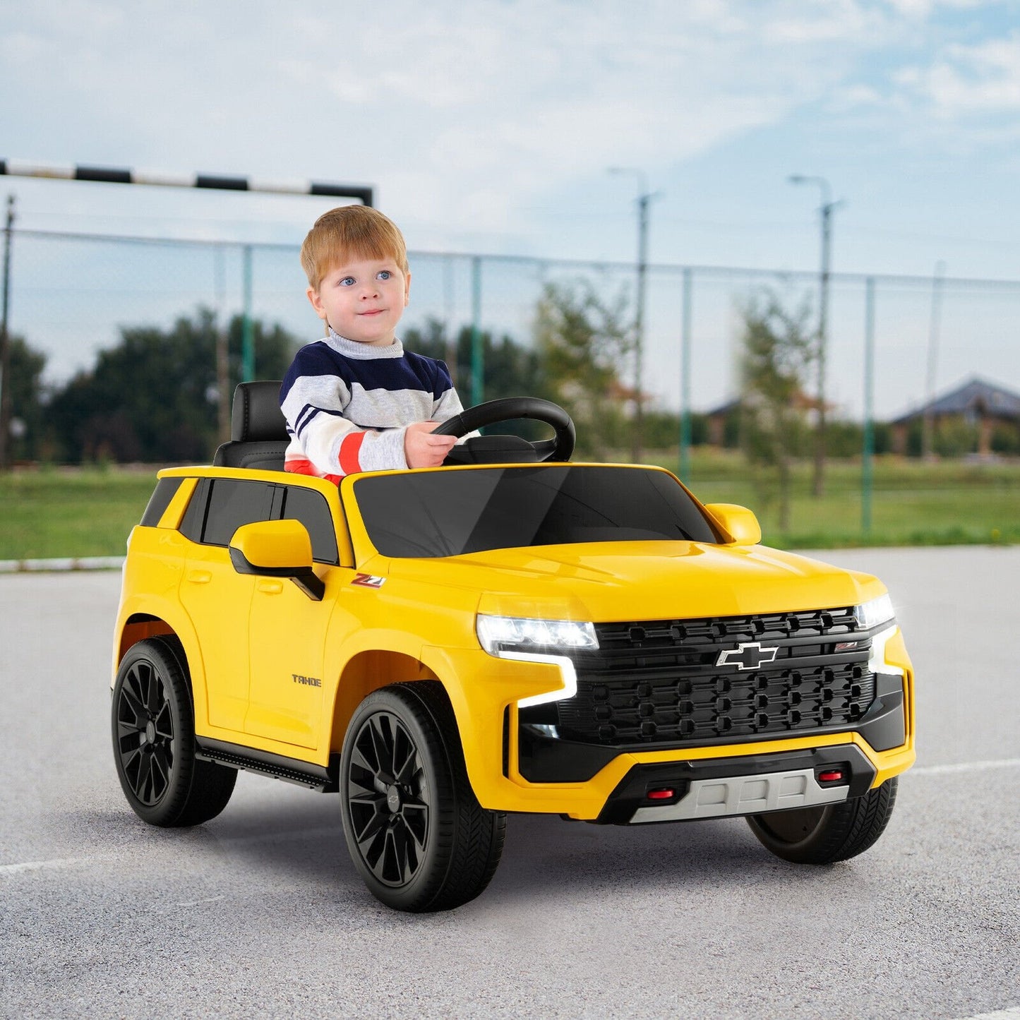12V Kids Ride on Car with 2.4G Remote Control-Black