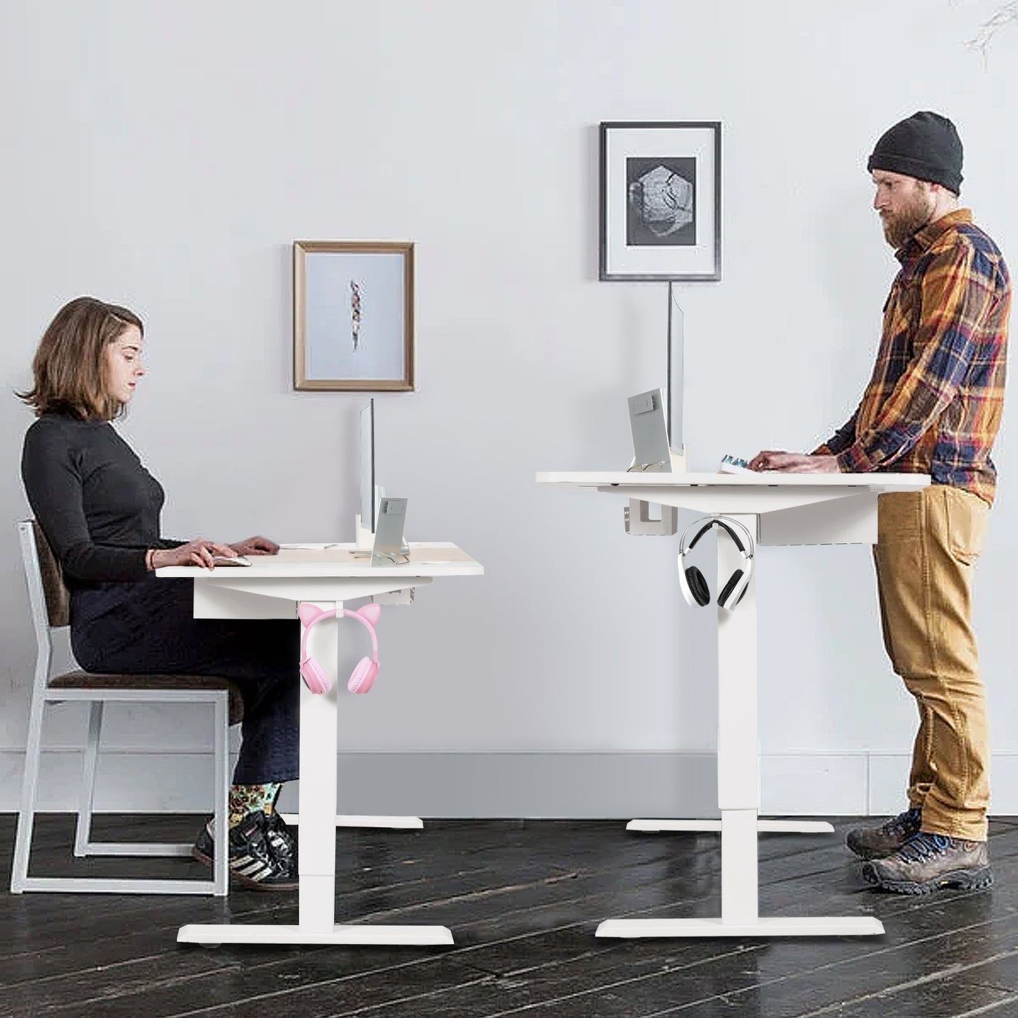 55 x 28 Inch Electric Adjustable Sit to Stand Desk with USB Port-Natural