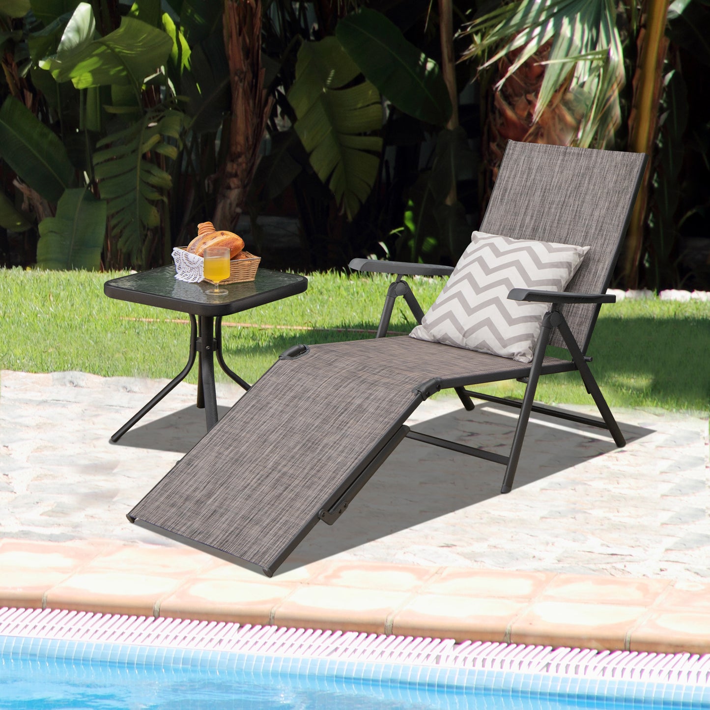 Patio Foldable Chaise Lounge Chair with Backrest and Footrest-Gray