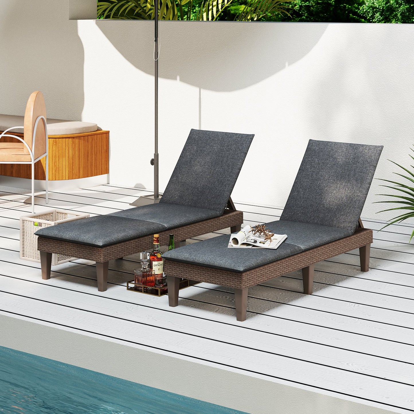 Patio Lounge Outdoor Recliner Chair with Cushion 3-Position Adjustable Backrest-Beige