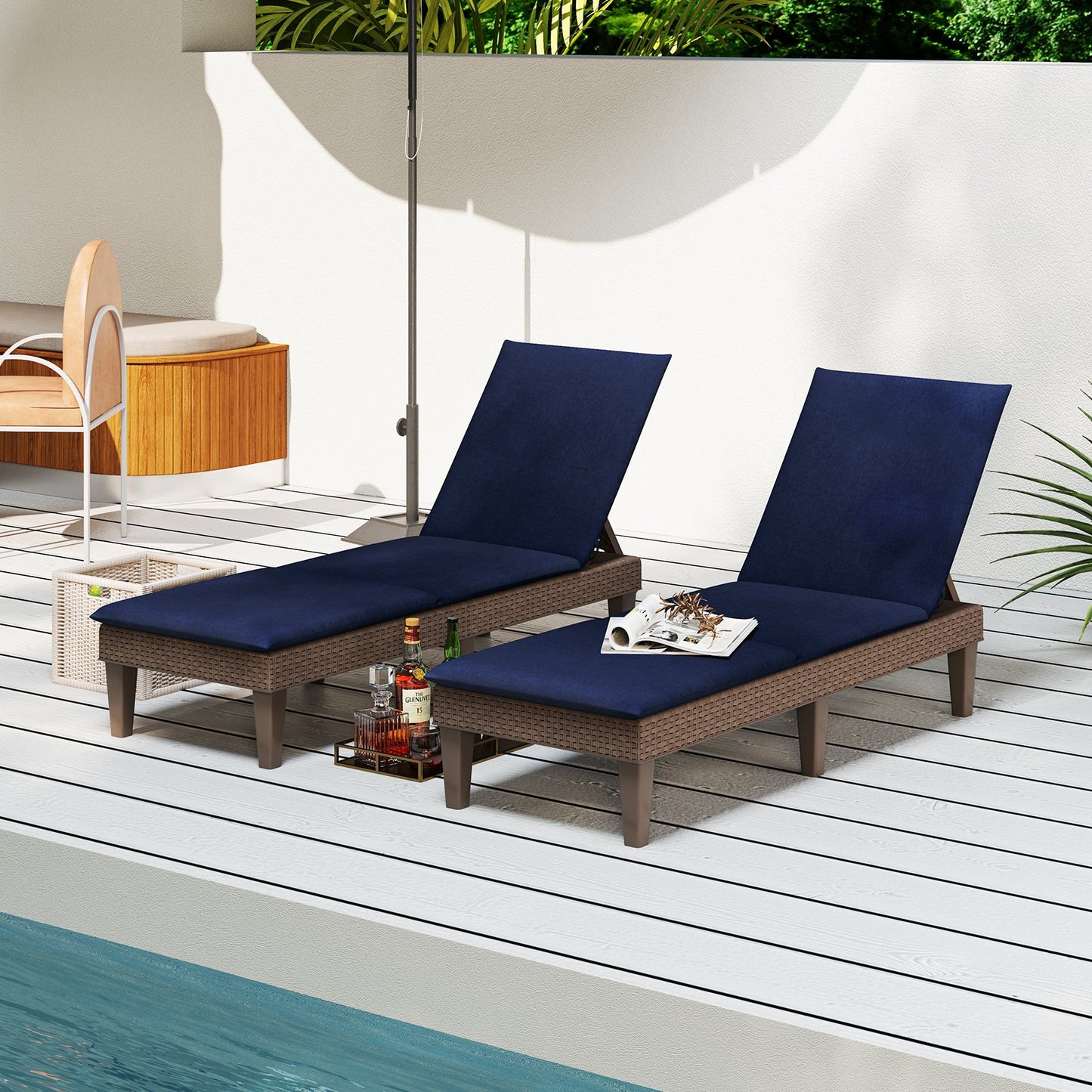 Patio Lounge Outdoor Recliner Chair with Cushion 3-Position Adjustable Backrest-Beige