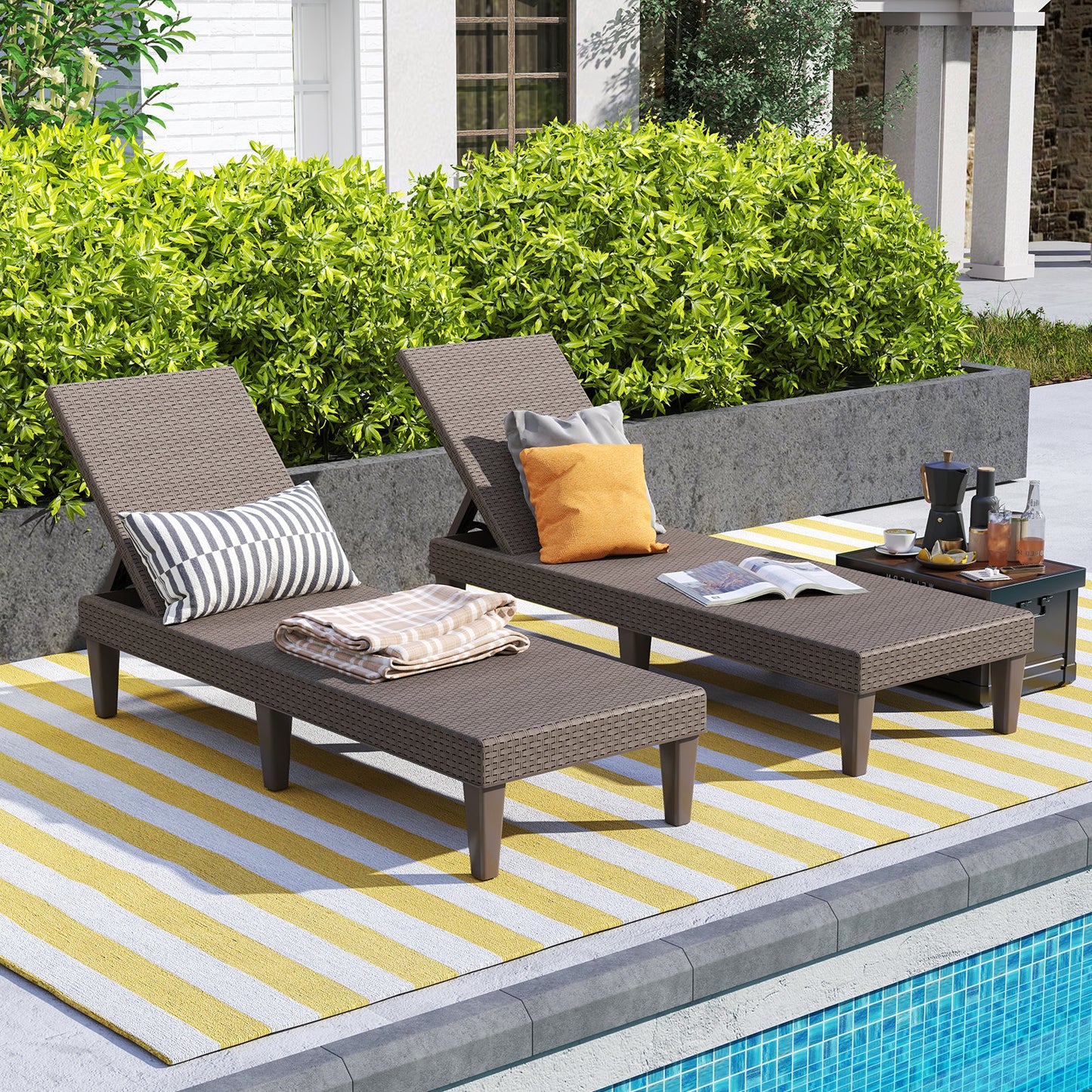 Outdoor Chaise Lounger Chair with Waterproof Rattan Textured PP Surface and 330 lbs Capacity-Black