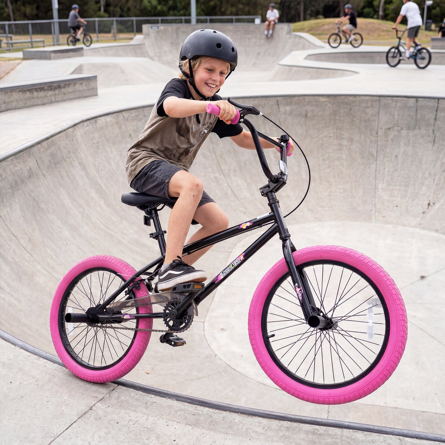 20" Trick Bicycle with 360 Degree Steering and Adjustable Seat for Kids and Teens-Green
