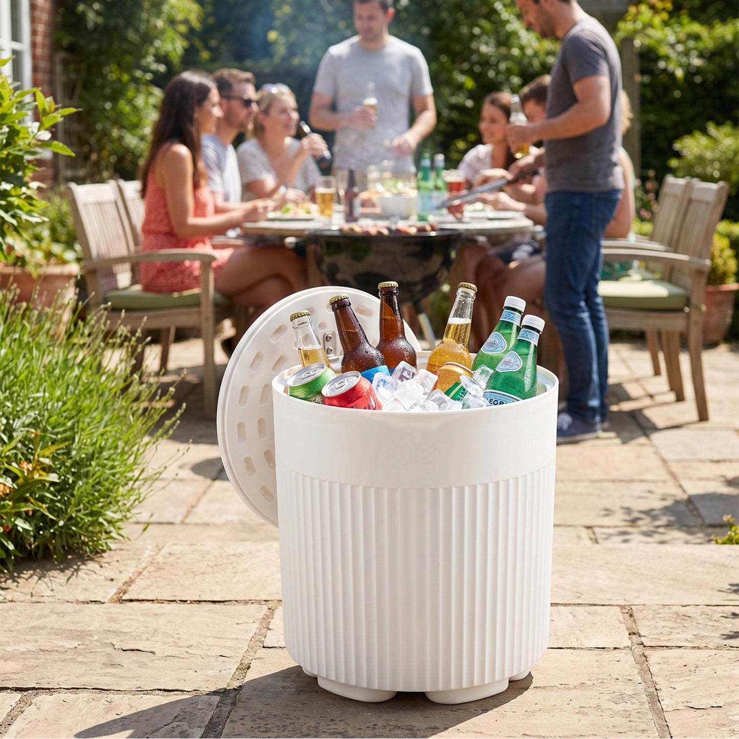 3-in-1 Outdoor Cooler Side Table with Fluted Design for Deck-White