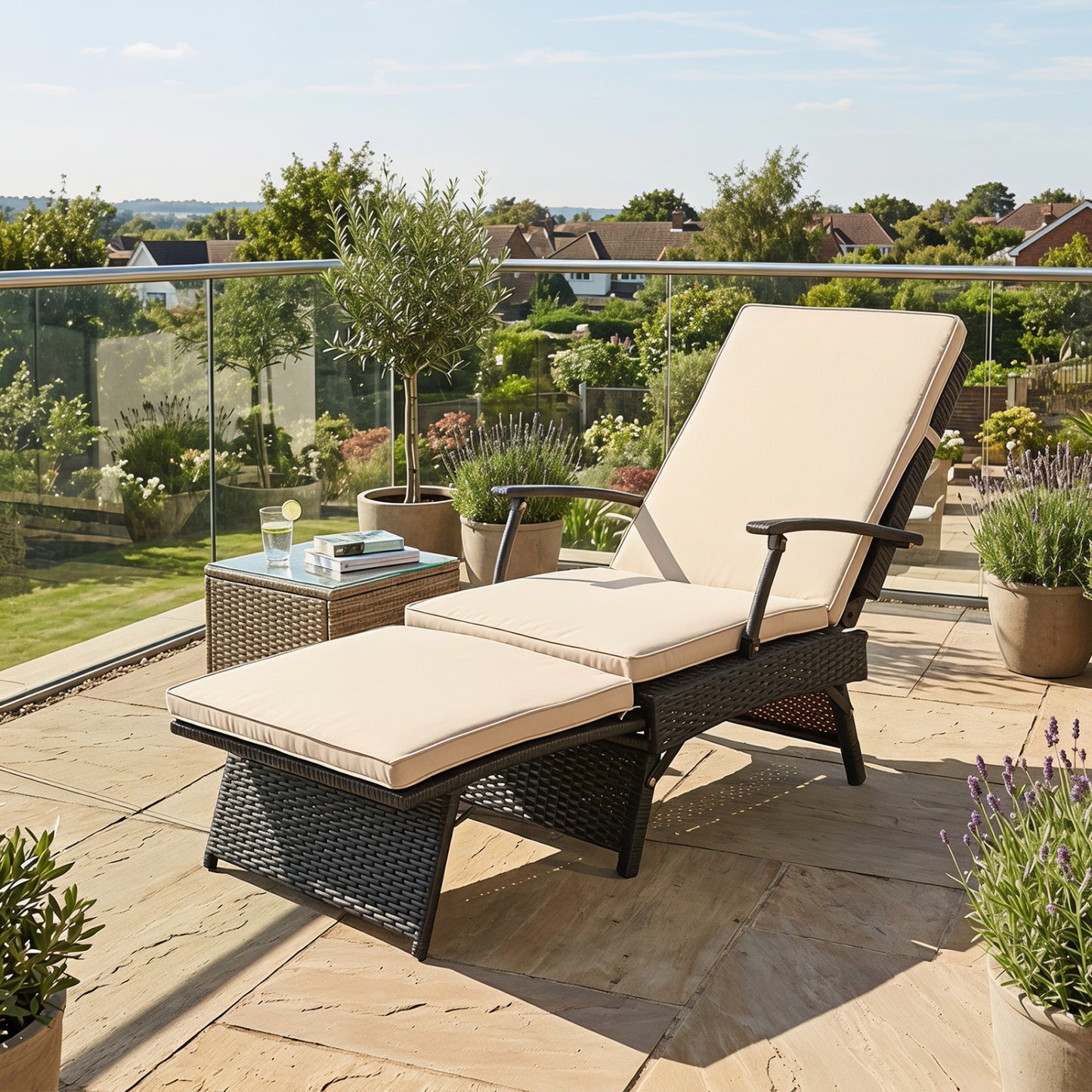 Folding Wicker Chaise Lounge with Slide-Out Ottoman11-Level Adjustable Backrest to Flat and Sun-Proof PE Rattan-Black