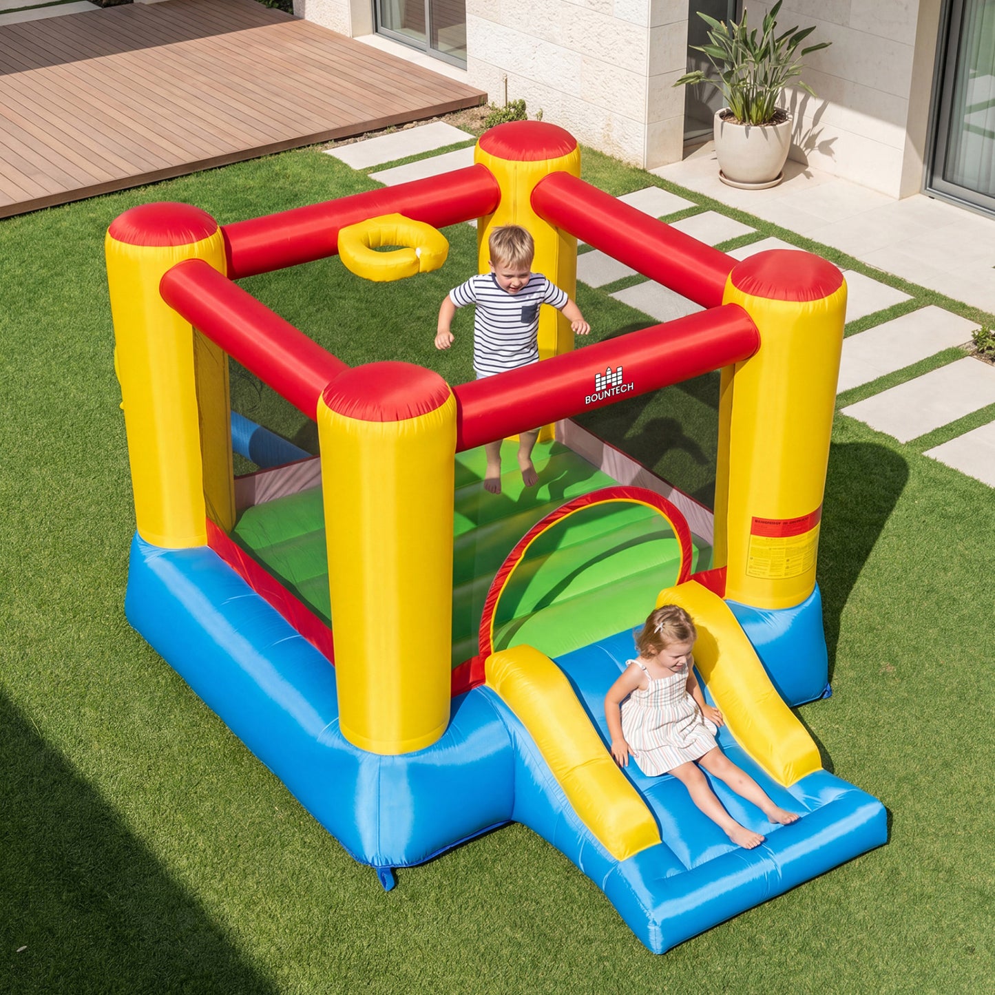 Inflatable Bounce House with Basketball Rim and 370W Blower