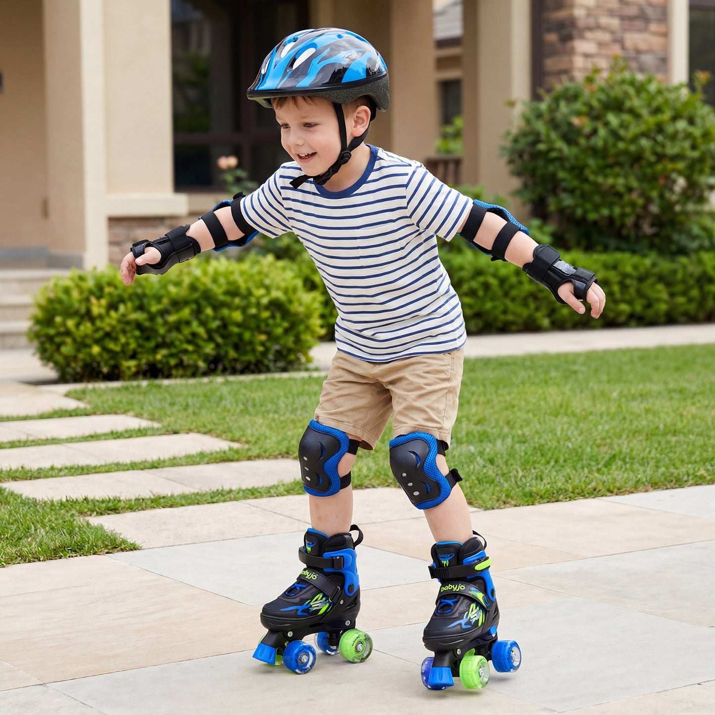 Kids Roller Skates for Girls Boys 4 Sizes Adjustable Quad Skates with Light-up Wheels-Black
