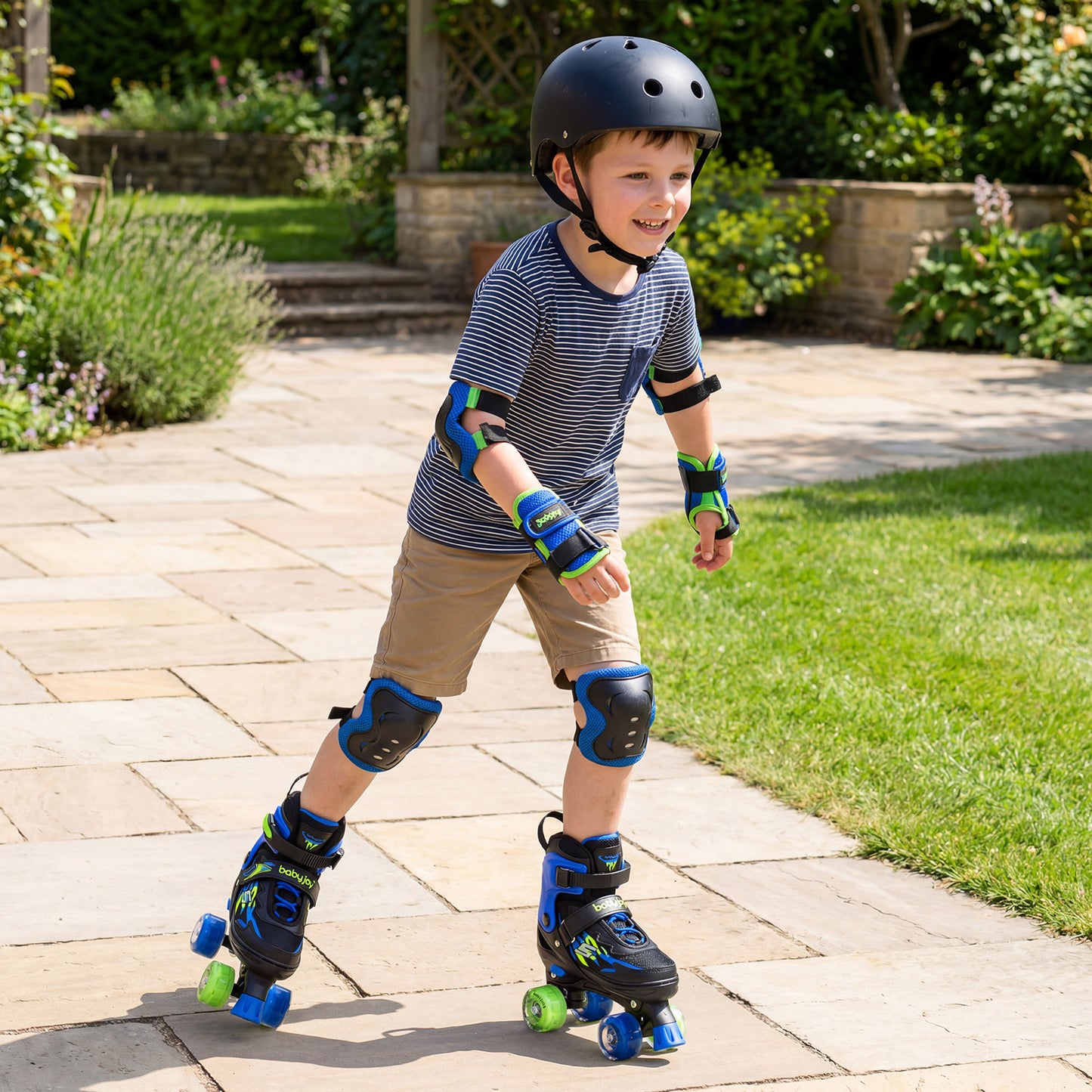 Kids Roller Skates for Girls Boys 4 Sizes Adjustable Quad Skates with Light-up Wheels for Outdoor-Black
