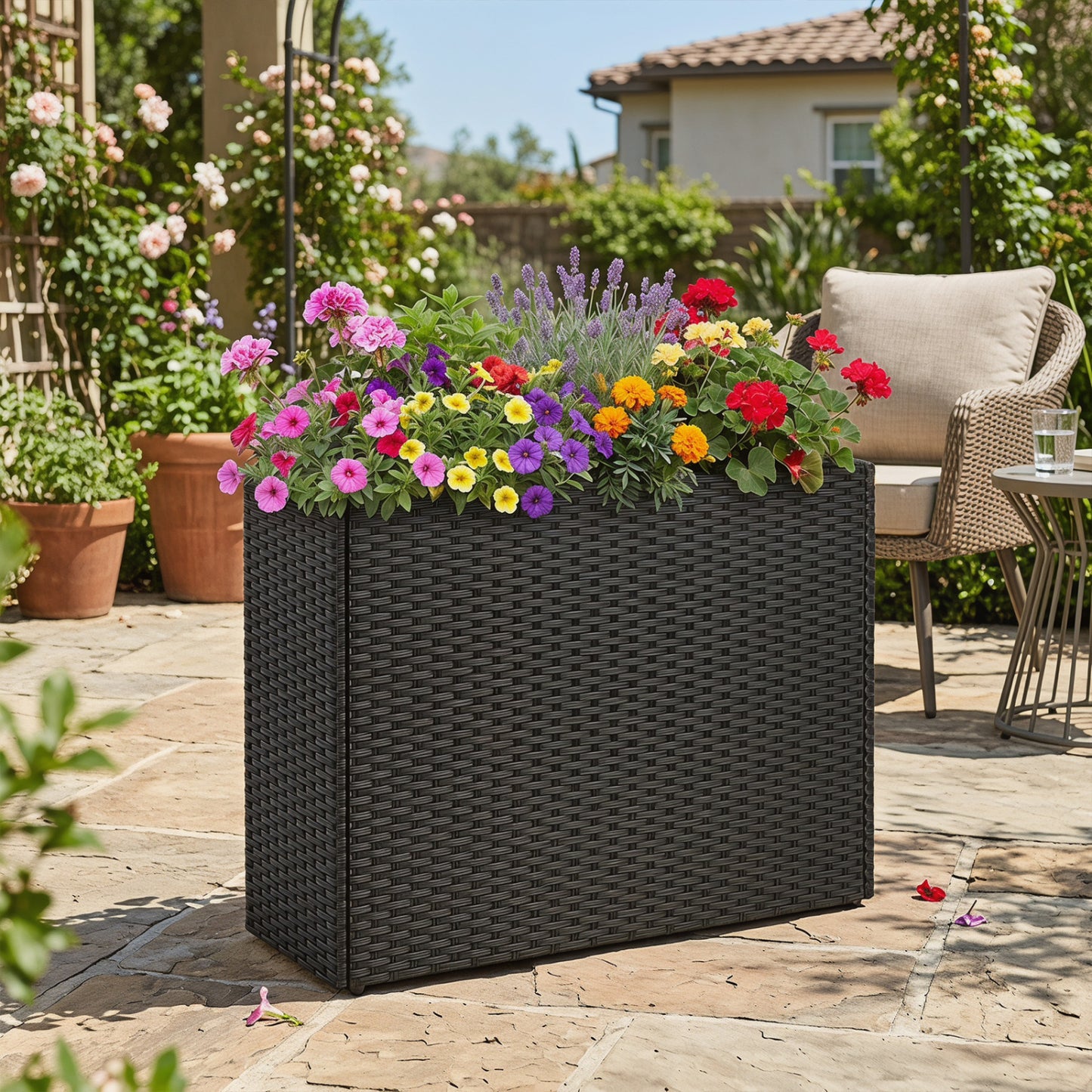 Raised Garden Bed All-Weather PE Rattan Wicker Flowerpot with Liner