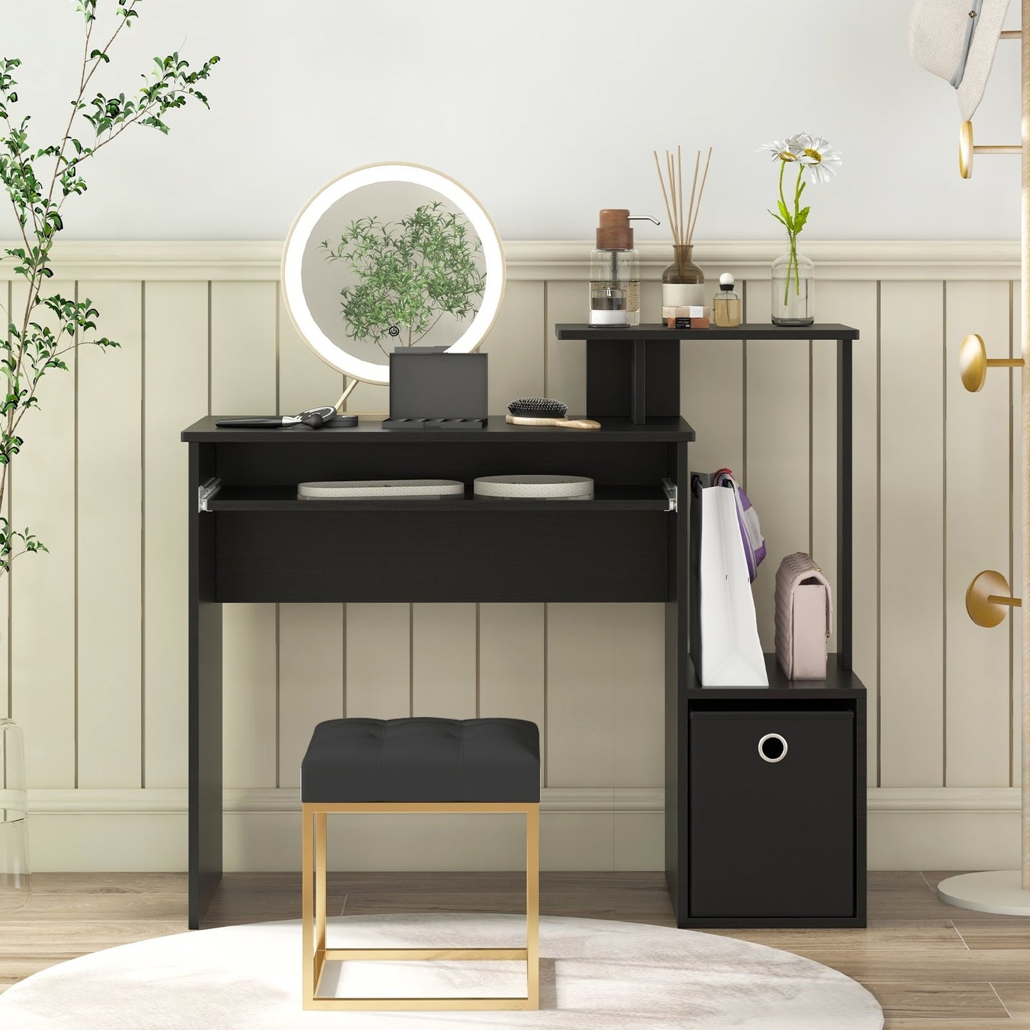 Space-saving Computer Desk with Pull-out Keyboard Tray-Black