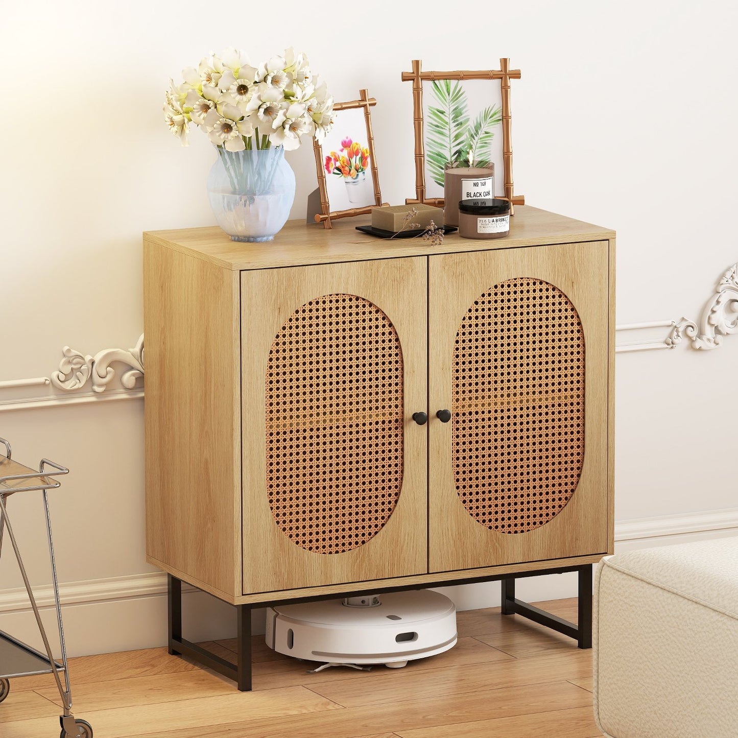 Buffet Cabinet Rattan Storage Cabinet with 2 Doors and Adjustable Shelf-Natural