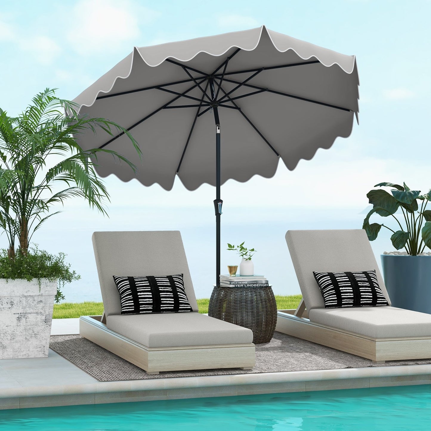 9 Feet Patio Umbrella with Crank Handle and Push Button Tilt-Beige